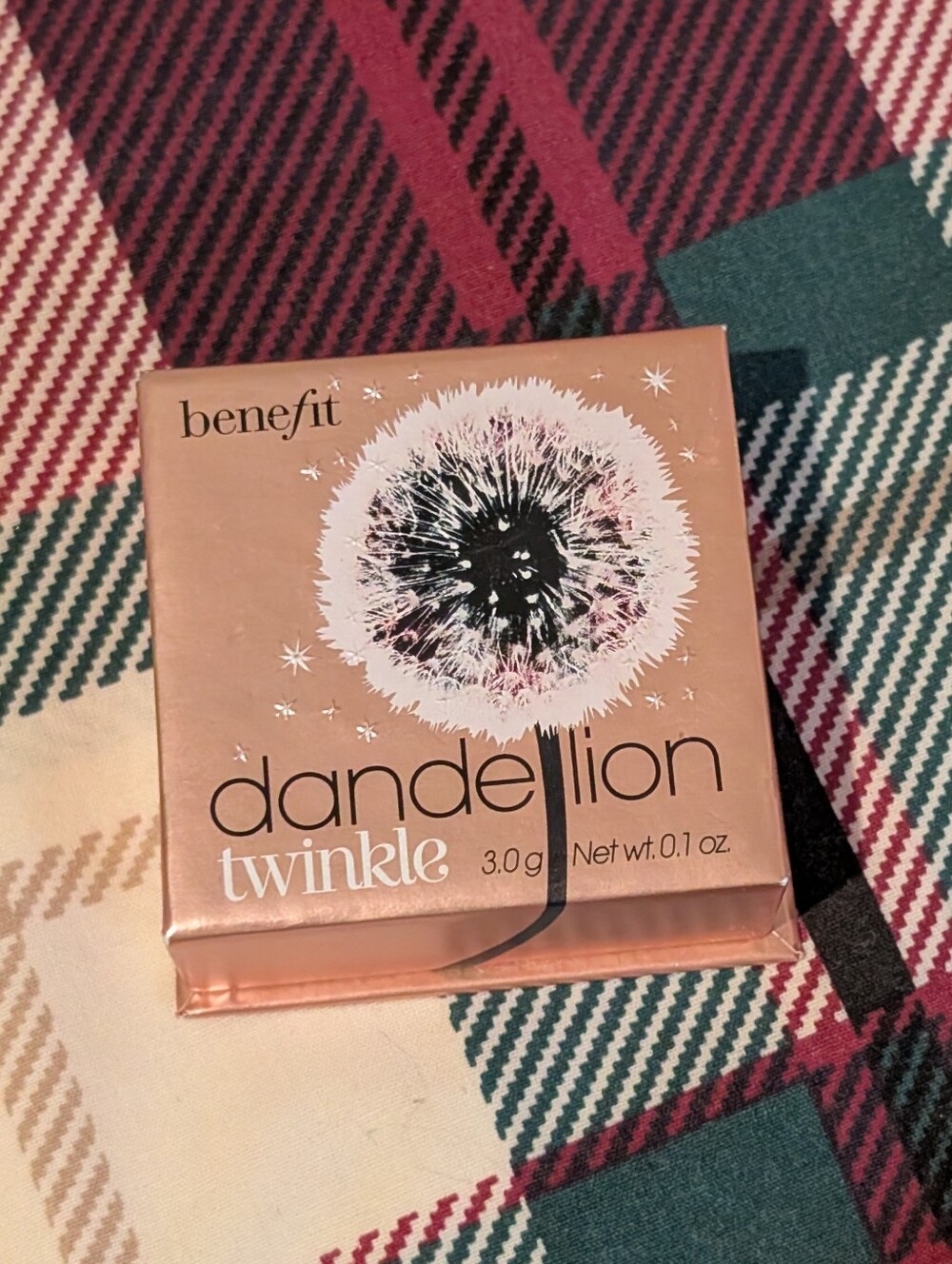 Benefit Dandelion Twinkle Highlighter - Rose Gold Packaging